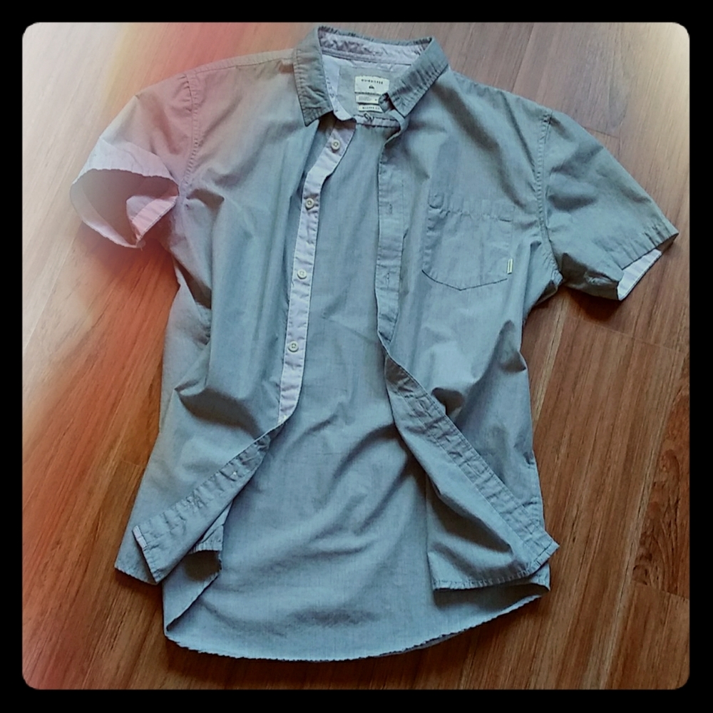 Quicksilver modern fit button short sleeve